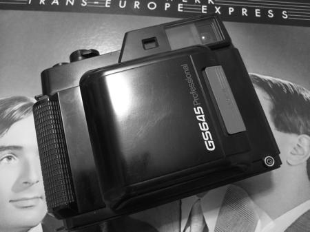 FUJICA GS645 Professional: causeapple FUJICA GS645 Professional: causeapple